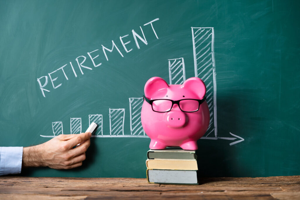 Pension CETV on divorce: a rising retirement savings chart on a chalkboard beside a piggy bank